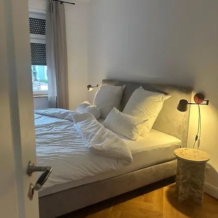 Kumbeer I Altbau 77qm I Wohnen Am Flosshafen *