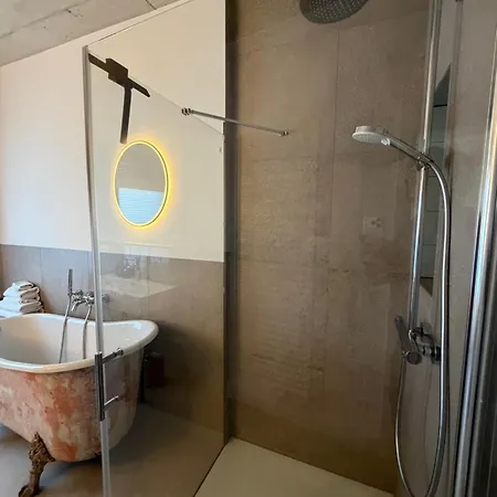 Kumbeer I Altbau 77qm I Wohnen Am Flosshafen *