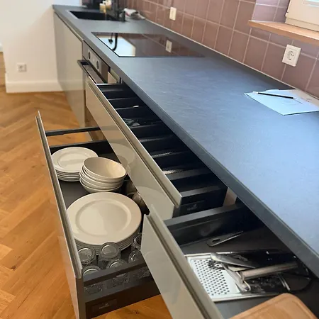 Apartman Kumbeer I Altbau 77qm I Wohnen Am Flosshafen