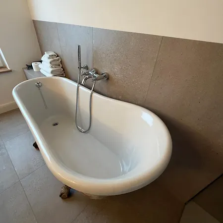 Kumbeer I Altbau 77qm I Wohnen Am Flosshafen *