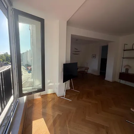 Apartman Kumbeer I Altbau 77qm I Wohnen Am Flosshafen *
